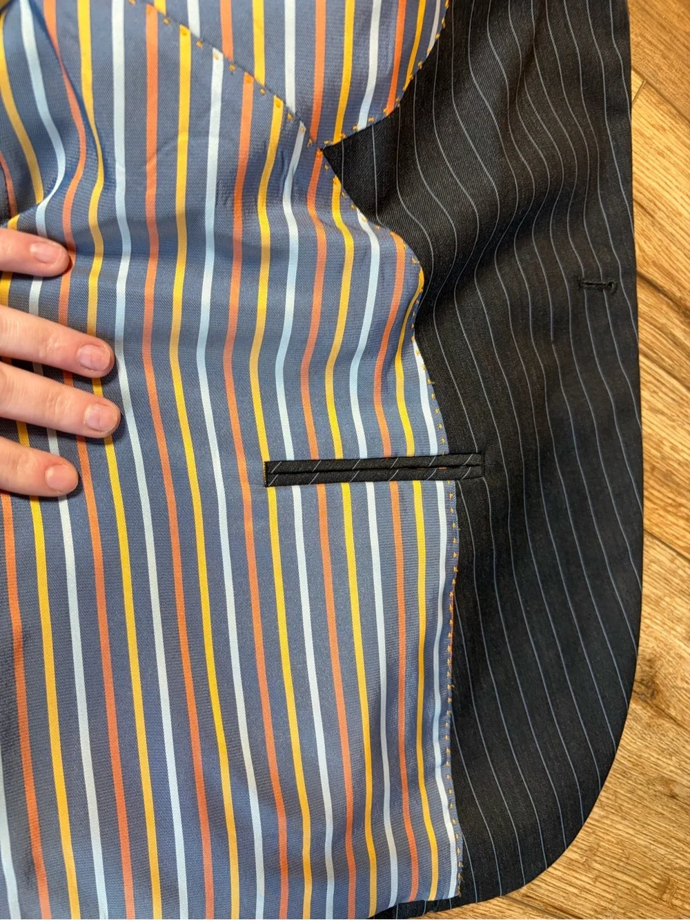 Coogi Luxe Suit Jacket Sport Coat Mens 46 Short Navy Pinstripe Two Button Preppy